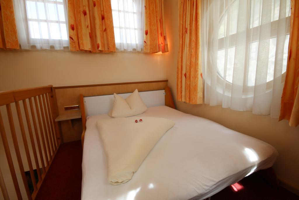 Hotel Gasthof Neuner Imst Exterior foto